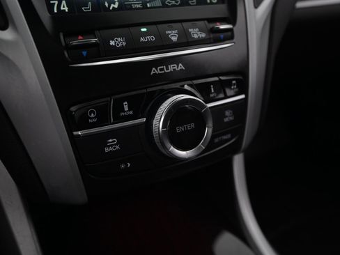 Used 2017 Acura TLX image 32