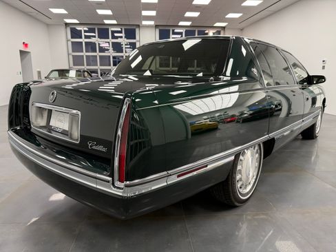 Used 1996 Cadillac De Ville image 5