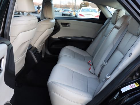 Used 2013 Toyota Avalon XLE Touring image 13