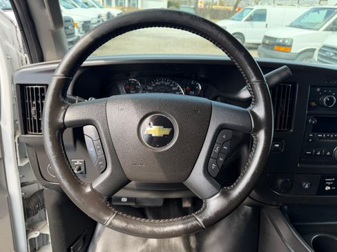 Used 2020 Chevrolet Express 2500 image 10
