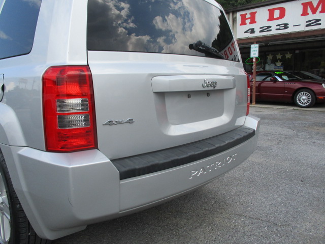 Used 2010 Jeep Patriot 4WD Sport image 13