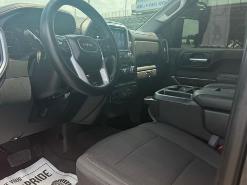 Used 2021 GMC Sierra 2500 4x4 Double Cab SLE image 9