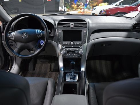 Used 2005 Acura TL w/ Navigation FWD image 24