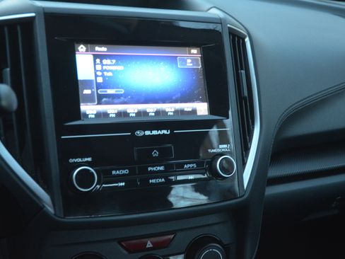Used 2020 Subaru Impreza 2.0i image 16