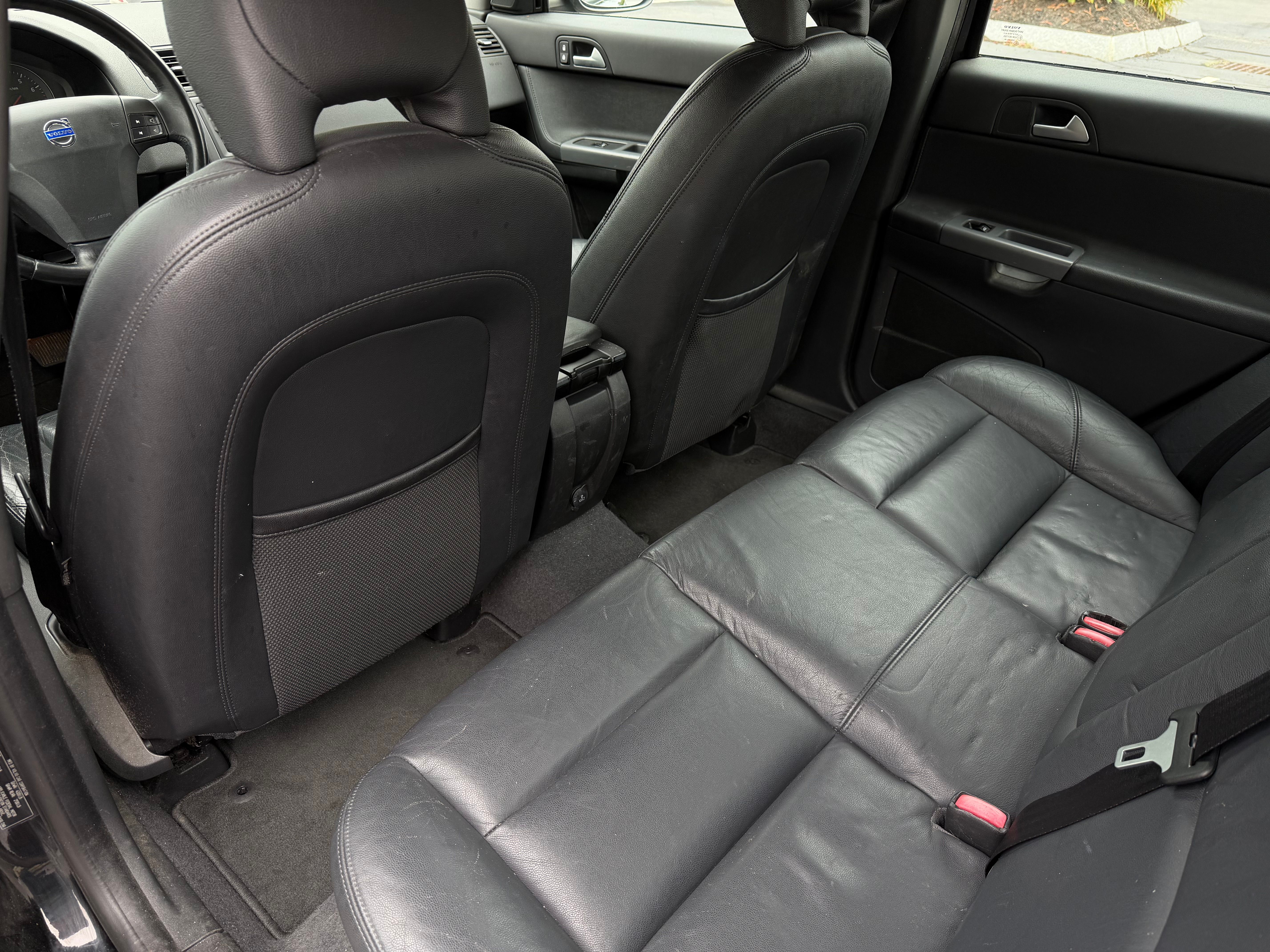 Used 2009 Volvo S40 2.4i FWD image 40