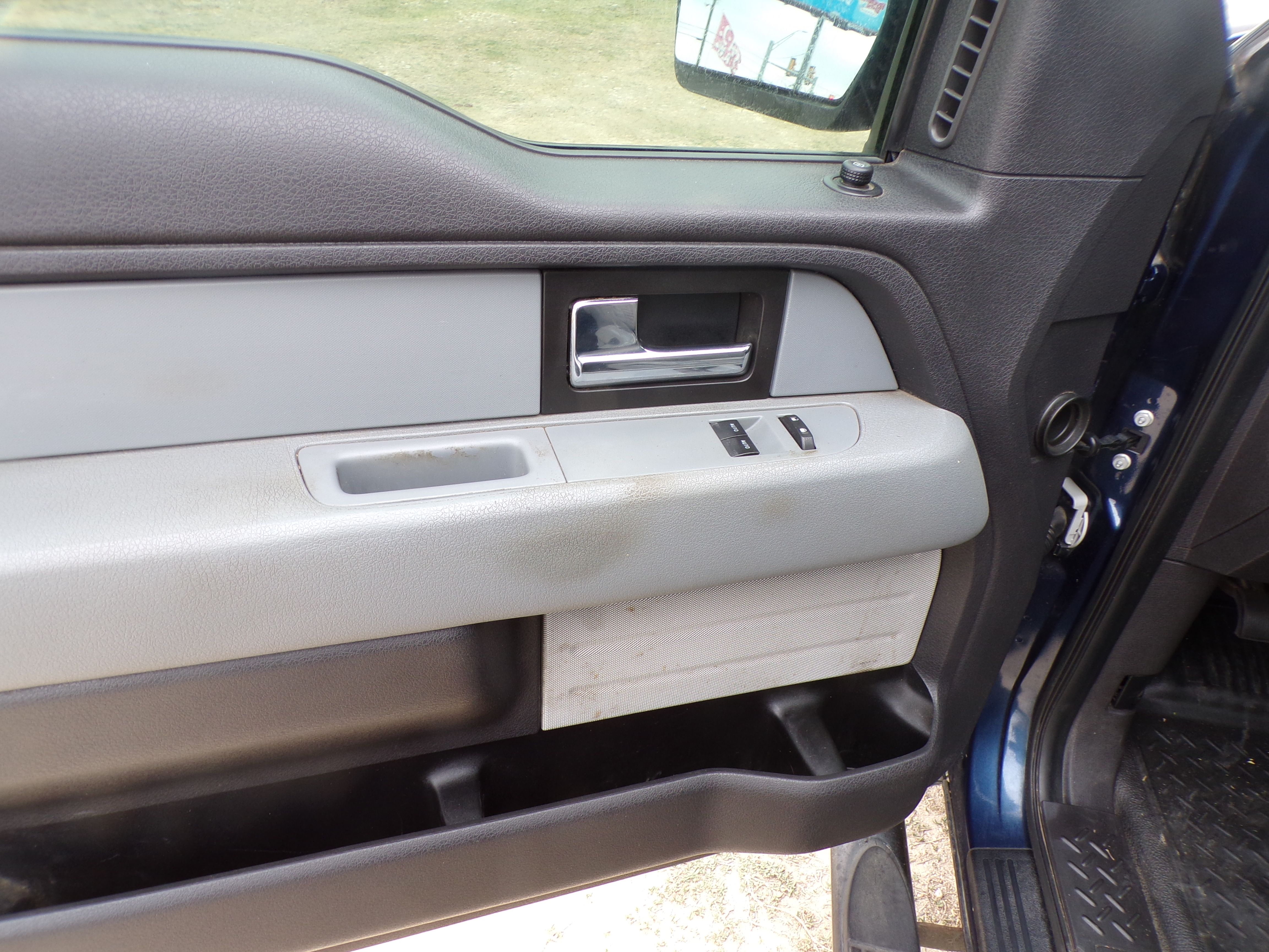 Used 2014 Ford F150 XL RWD image 8