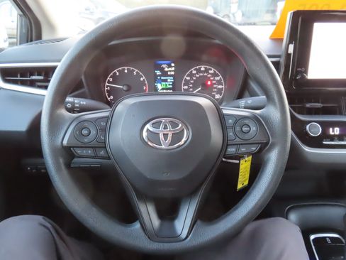 Used 2024 Toyota Corolla LE image 13