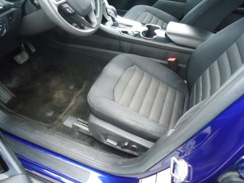 Used 2015 Ford Fusion SE FWD image 14