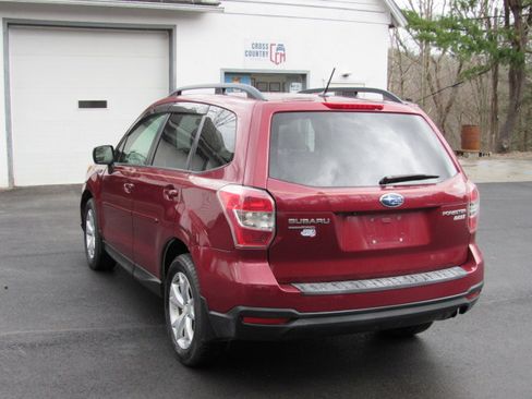 Used 2014 Subaru Forester 2.5i Premium image 7