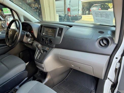 Used 2021 Nissan NV200 SV image 17