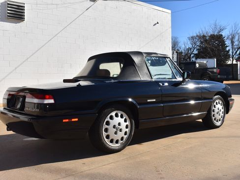 Used 1992 Alfa Romeo Spider Veloce image 6