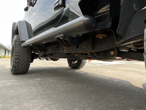 Used 2016 Jeep Wrangler Sport image 21