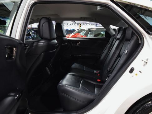 Used 2013 Toyota Avalon XLE Touring FWD image 20