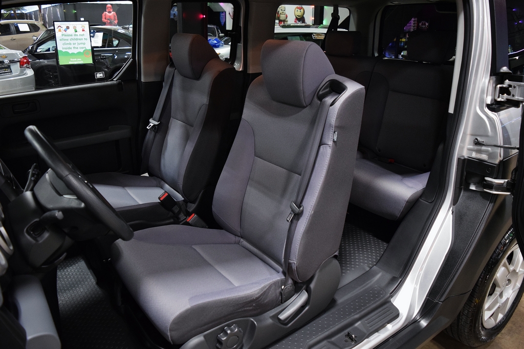 Used 2008 Honda Element LX image 22
