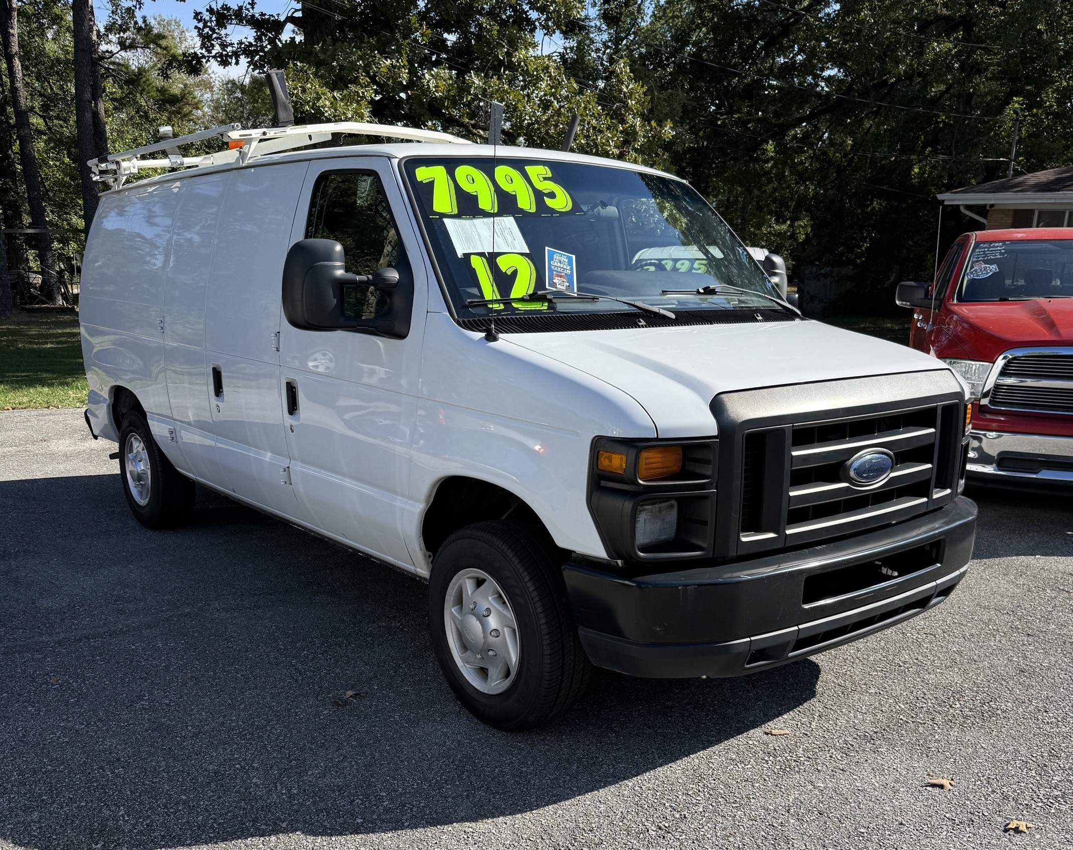 Used 2012 Ford E-150 and Econoline 150 XL RWD image 4