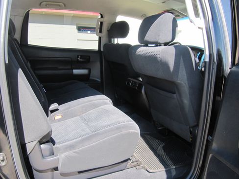 Used 2010 Toyota Tundra 4x4 CrewMax image 67
