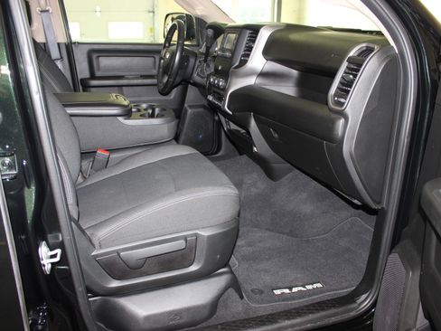 Used 2019 RAM 3500 Tradesman image 16