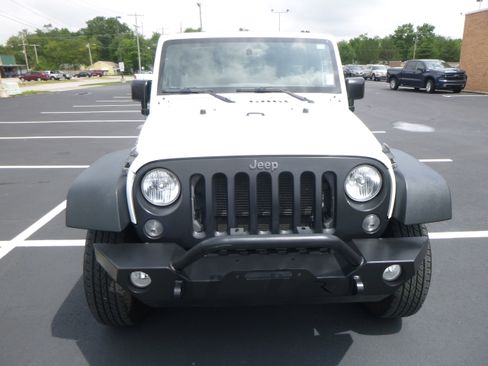 Used 2016 Jeep Wrangler Black Bear image 3