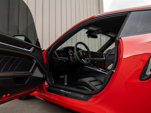 Used 2023 Porsche 911 Turbo S image 11