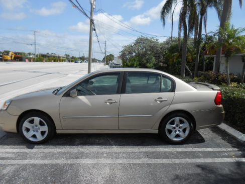 Used 2006 Chevrolet Malibu LT V6 FWD image 2