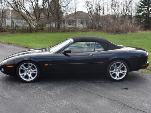 Used 2003 Jaguar XK8 RWD image 48