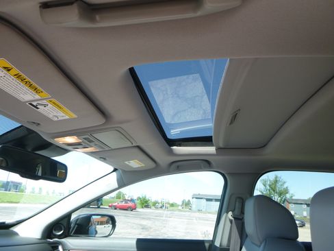 Used 2017 Honda CR-V EX-L image 18