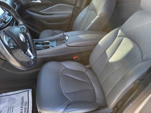 Used 2019 Buick Envision Essence image 12