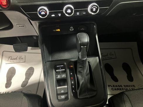Used 2023 Honda CR-V LX image 11