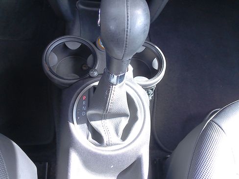 Used 2011 MINI Cooper image 18