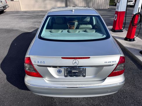 Used 2007 Mercedes-Benz E 320 image 6