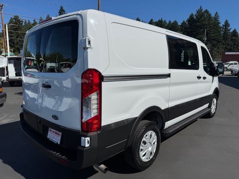 Used 2023 Ford Transit 250 image 6