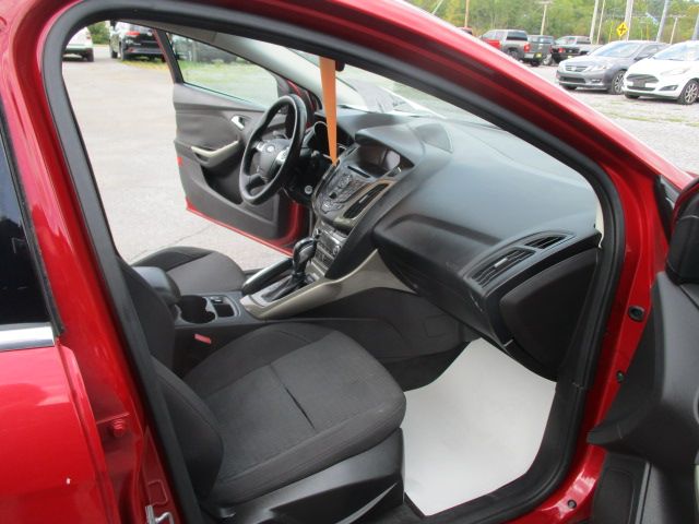 Used 2012 Ford Focus SEL Hatchback FWD image 19