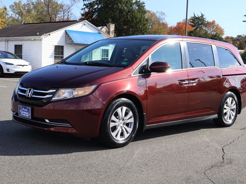 Used 2016 Honda Odyssey EX image 4