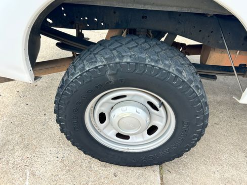 Used 2013 Ford F250 AWD/4WD image 24