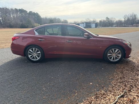 Used 2015 INFINITI Q50 Premium image 14
