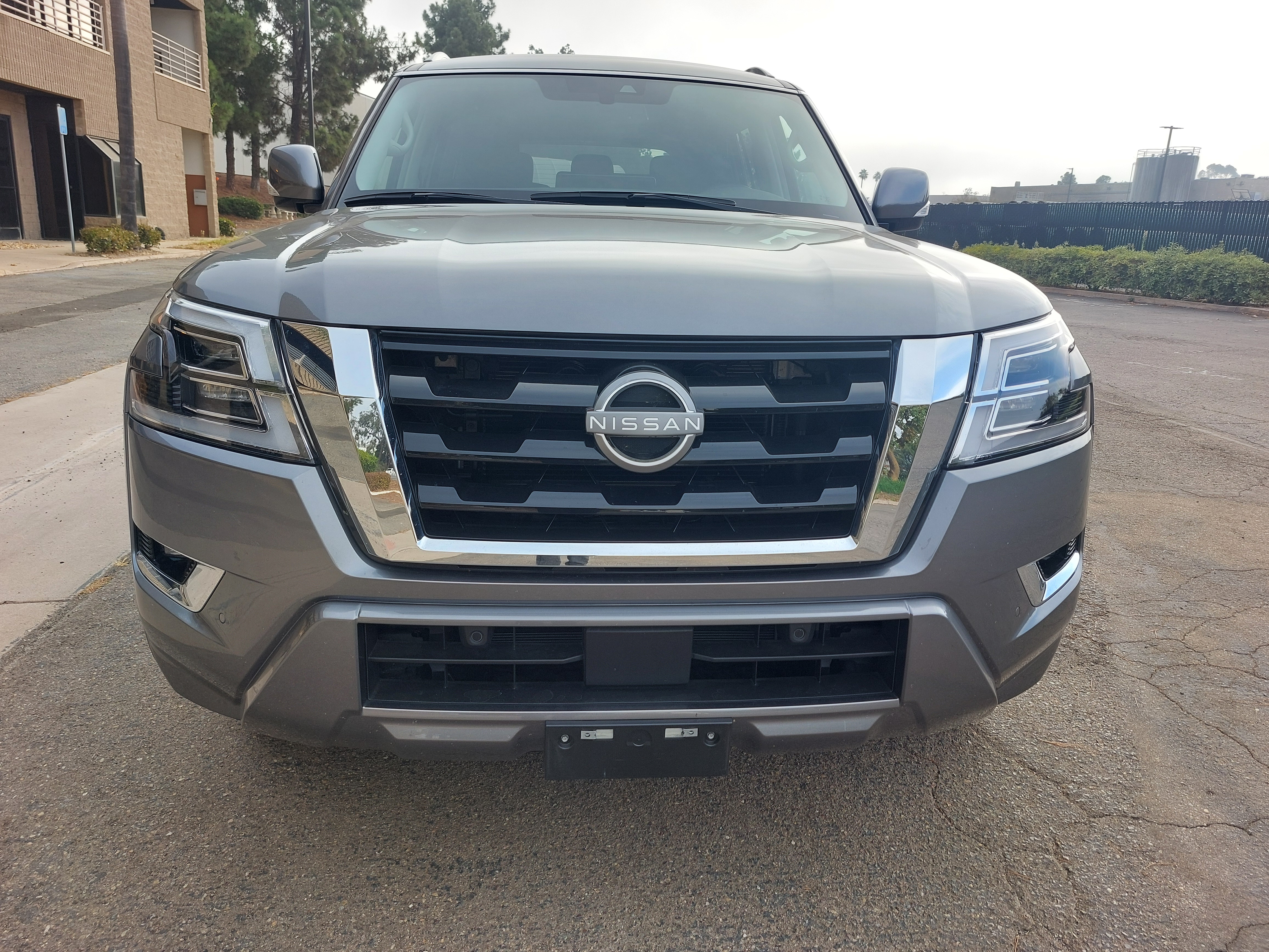 Used 2023 Nissan Armada 2WD SV image 7