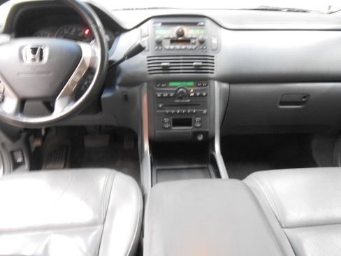 Used 2005 Honda Pilot 4WD EX-L image 9