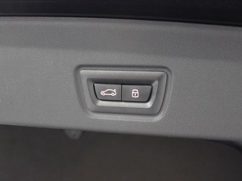 Used 2025 BMW i4 eDrive40 RWD image 38