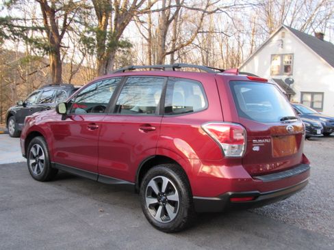 Used 2018 Subaru Forester 2.5i Premium image 7