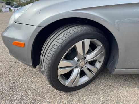 Used 2010 Mercedes-Benz CLS 550 image 15