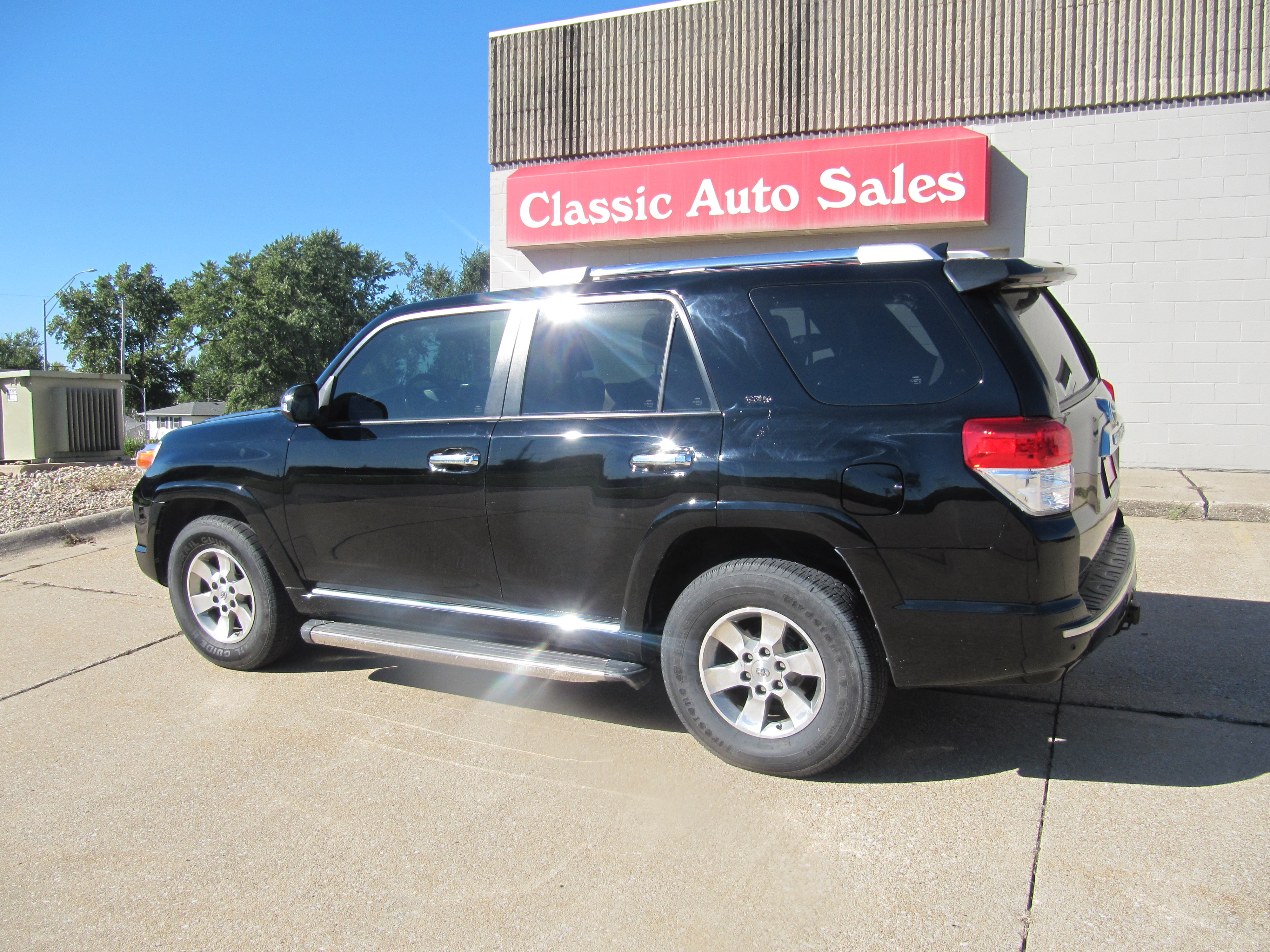 Used 2011 Toyota 4Runner 4WD image 4