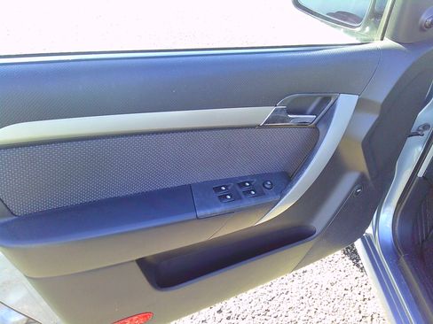 Used 2008 Chevrolet Aveo Sedan FWD image 8