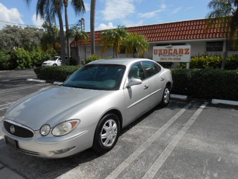 Used 2007 Buick LaCrosse CX FWD image 18