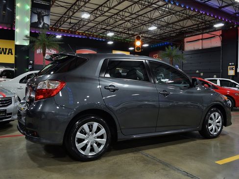 Used 2012 Toyota Matrix S FWD image 13