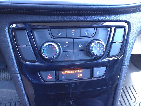 Used 2017 Buick Encore FWD Preferred image 17