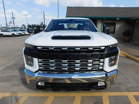 Used 2020 Chevrolet Silverado 2500 4x4 Crew Cab W/T image 3