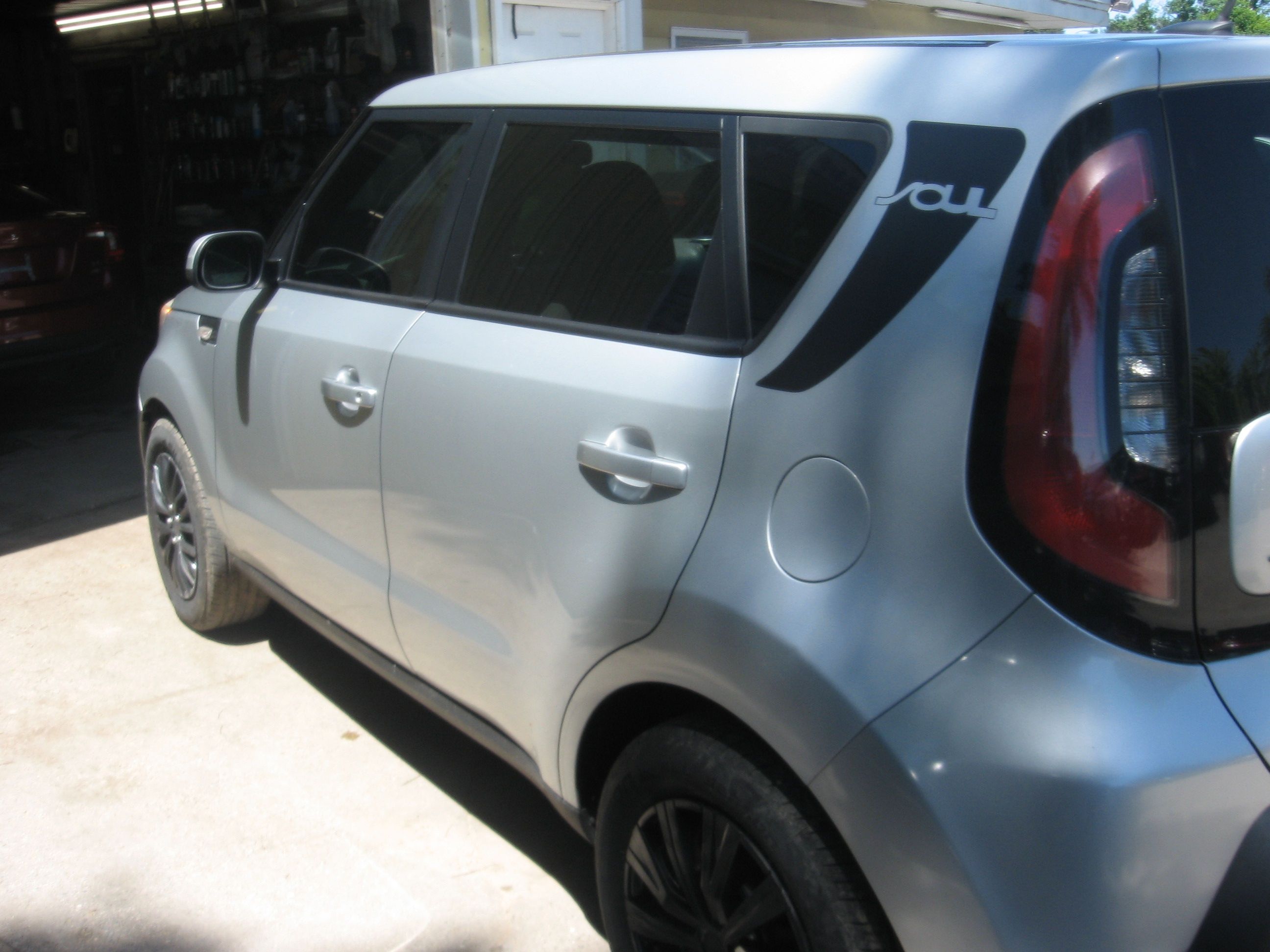 Used 2014 Kia Soul S FWD image 6