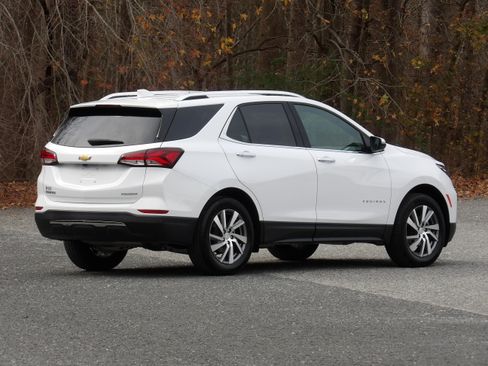 Certified 2024 Chevrolet Equinox Premier image 8