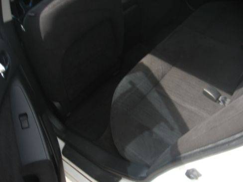 Used 2011 Nissan Altima Sedan FWD image 7