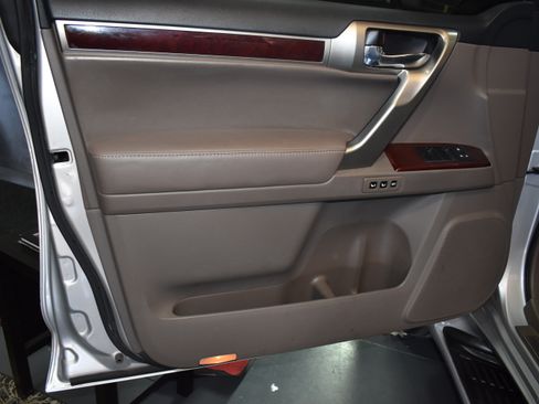 Used 2016 Lexus GX 460 GX 460 Premium Sport Utility 4 AWD/4WD image 50